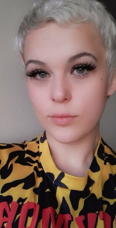 trashbuns nus star du porno des photos