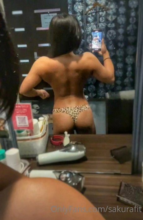 sakurafit modelo exclusivo galerías