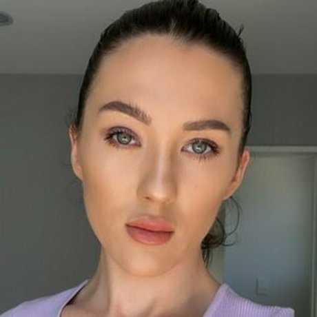 demilouxox erotic actress photos