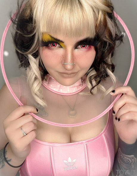 tofux gaming star naked pictures