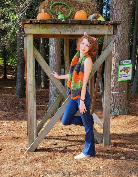 starfirelove19 modelo desnudo galería