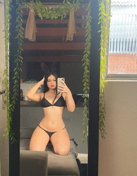 Djhully Amaral modelo gratis recopilación