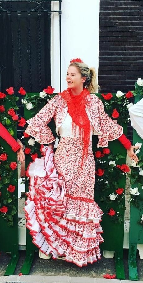 Saoirse Monica Jackson modelo sexy galerías