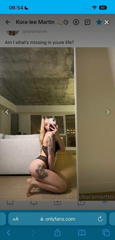 koramartini star nudes gallery