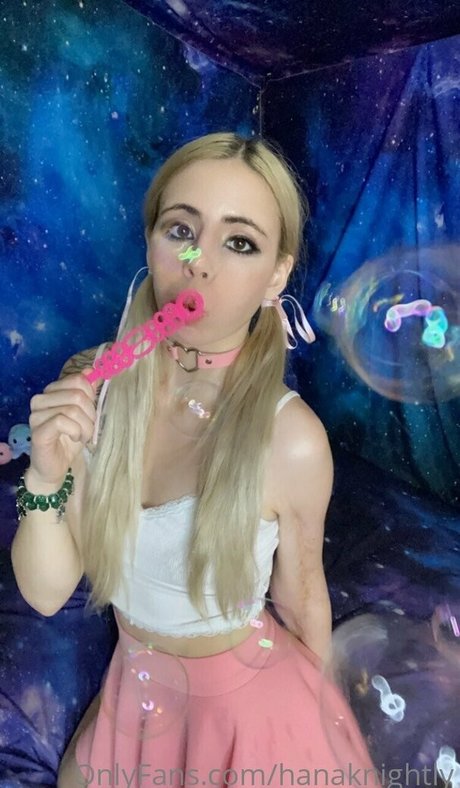 hanaknightly estrella porno desnuda imágenes