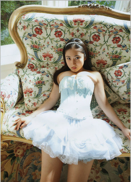 Saaya Irie estrella porno imagen