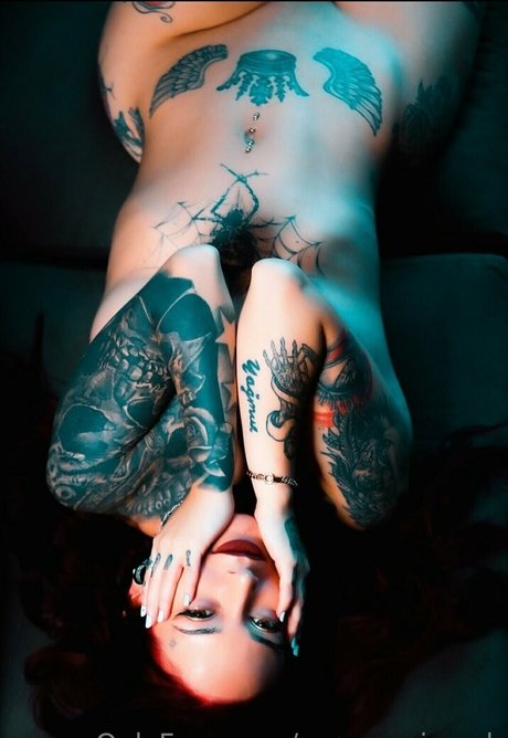 Yagmur Simsek model pornographic photos