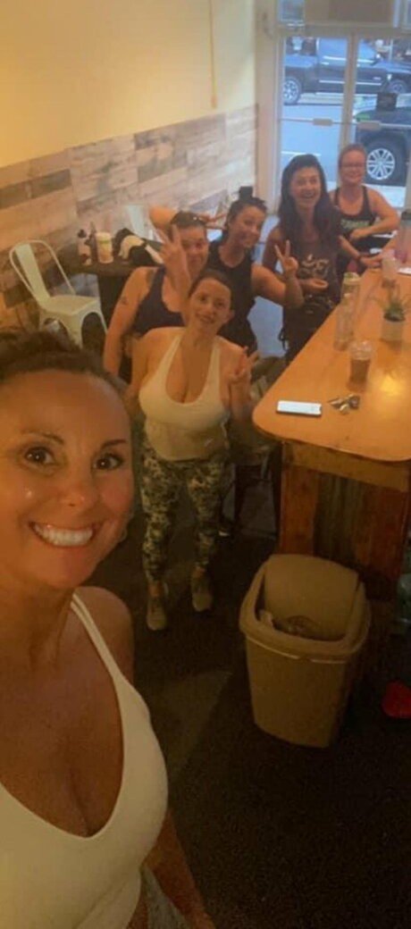 Sarah H modelo agradable imágenes