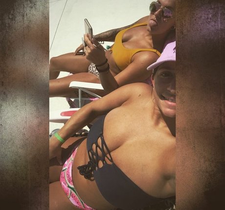 Sarah H actriz porno foto