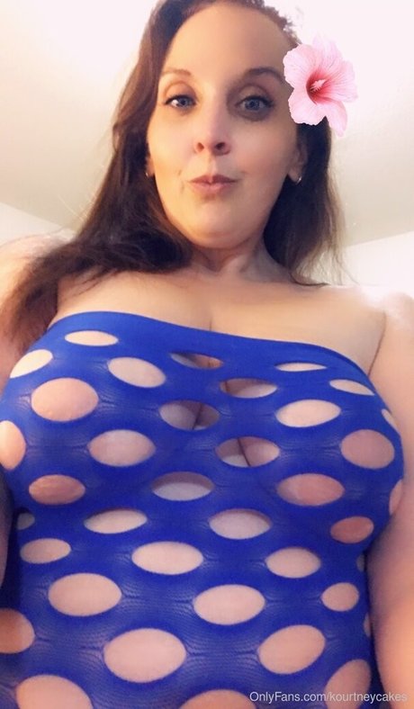 kourtneycakes actriz porno fotos