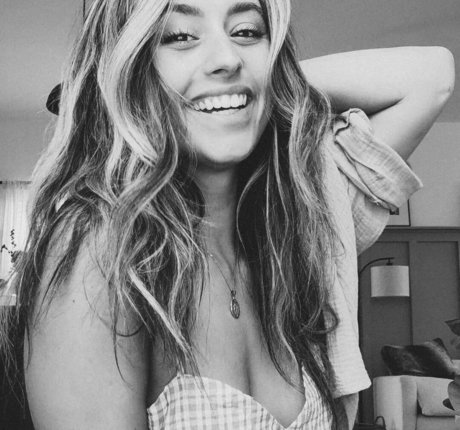 kastaclysm model naked photo