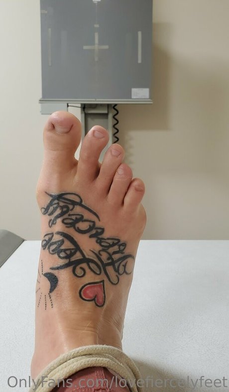 lovefiercelyfeet modelo adulto imagen