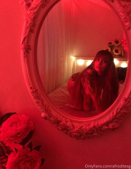 Dea Afrodite desnudos estrella fotos