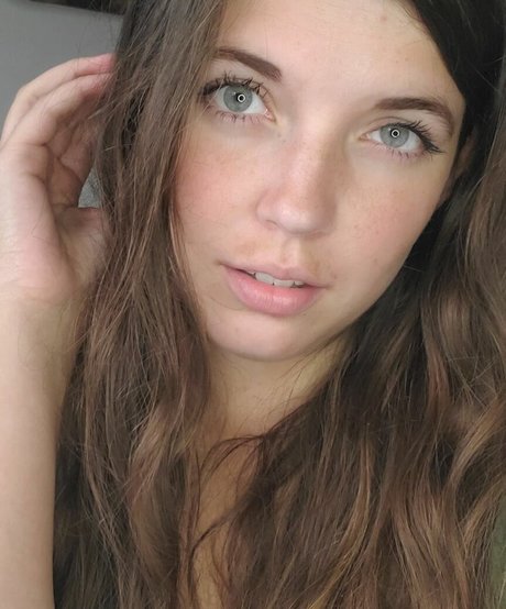 Lisa ASMR star porn image