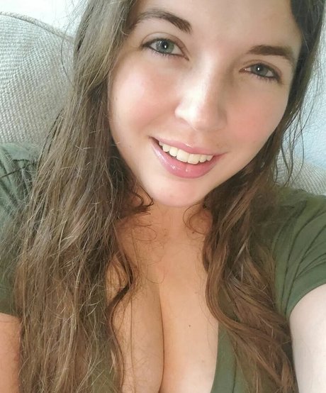 Lisa ASMR high quality model pictures