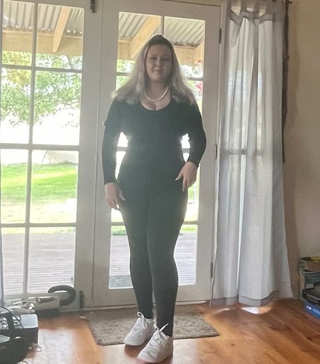 Emily J estrella porno gratis imágenes