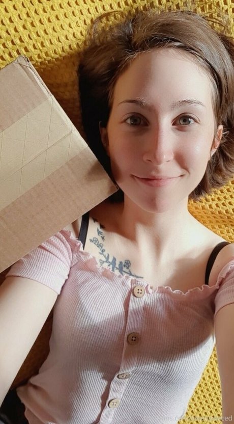 Aleenaxlaced estrella fotos