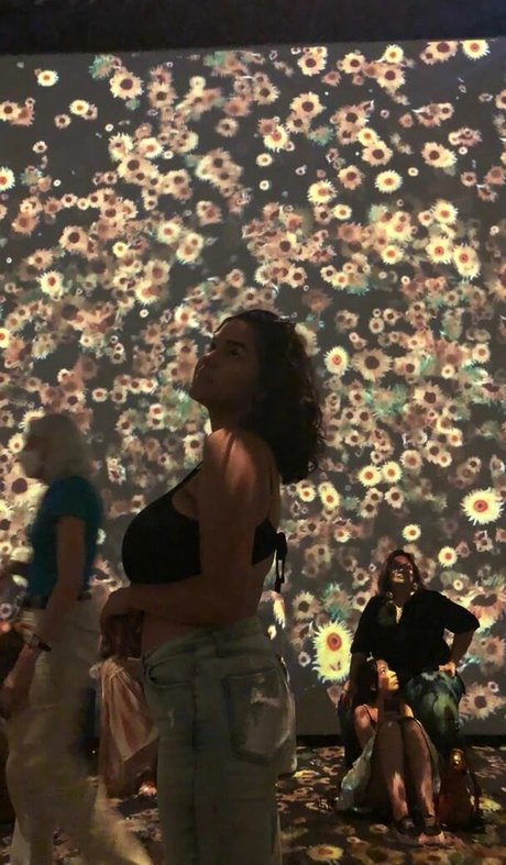 Alice M desnudos estrella galería