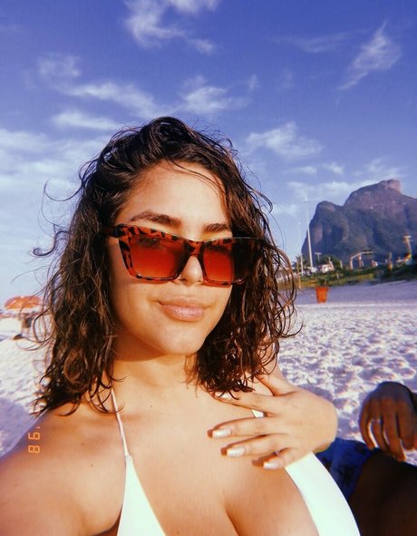 Alice M belle star du porno photos