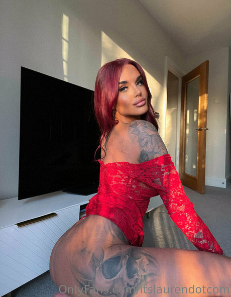 Itslaurendotcom star best photo