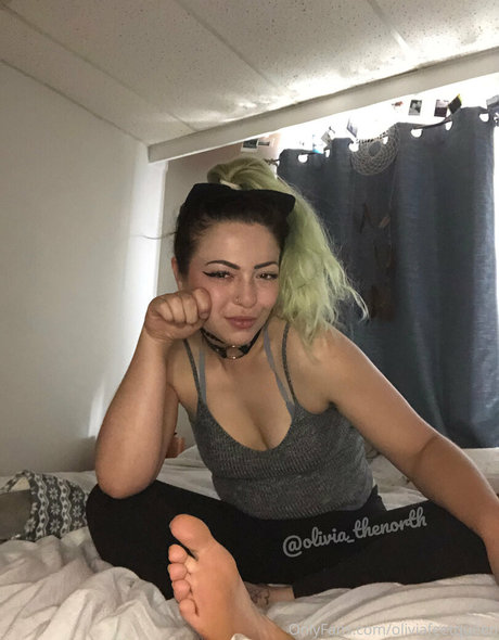 oliviafeetqueen xxx star du porno photo