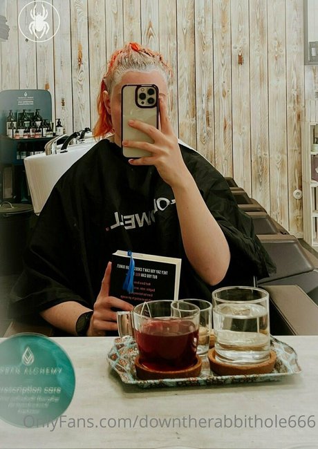 downtherabbithole666 belle étoile collection