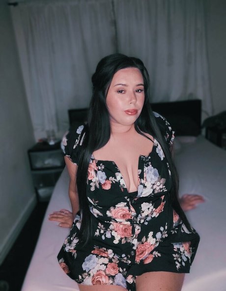 lovelyloulouxo hermosa estrella foto