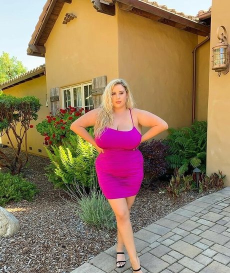 Lo Sangstaaa estrella porno de arte galerías