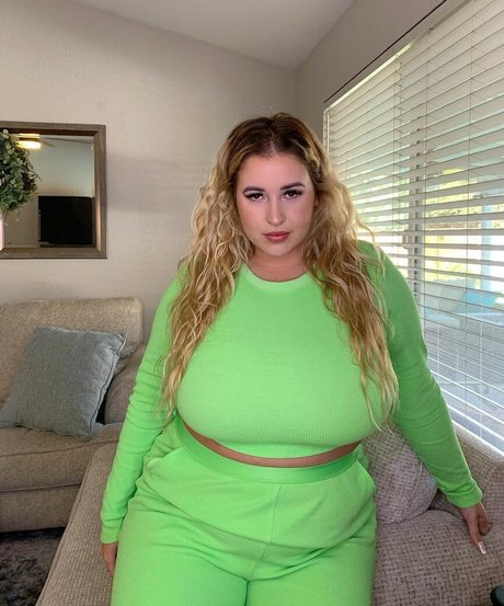 Lo Sangstaaa actrice chaude collection