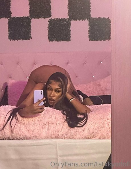 tstxkyodoll meilleure étoile photo