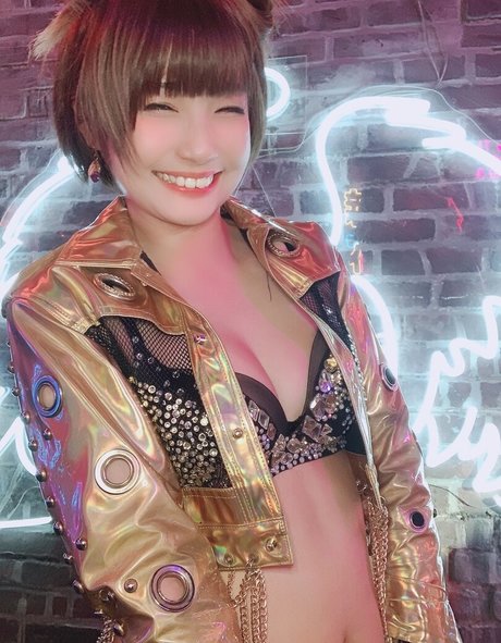 ayame apricot modelo imagen