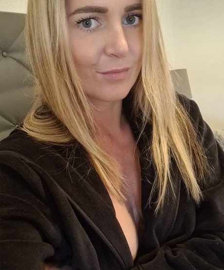 Ashley Campbell actrice libre galerie