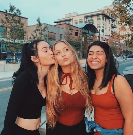 Amanda R star du porno exclusive des photos