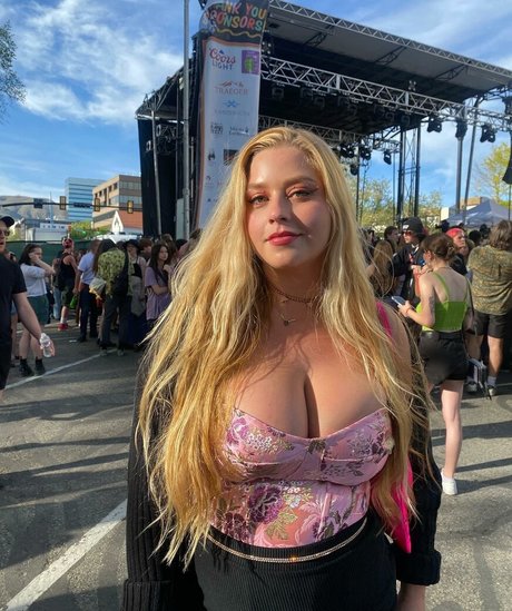 Amanda R beautiful pornstar archive