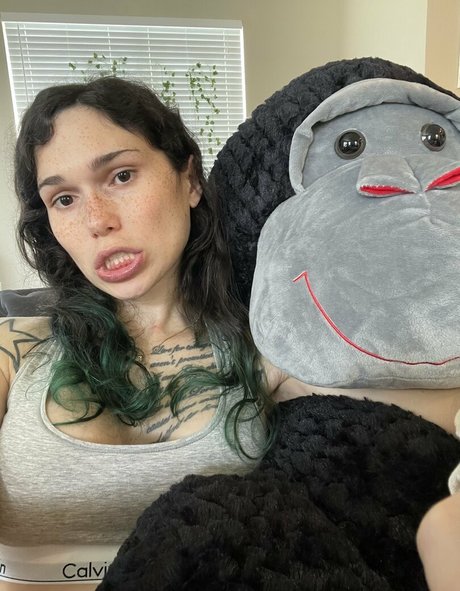 eeveebeevip naked pornstar pictures