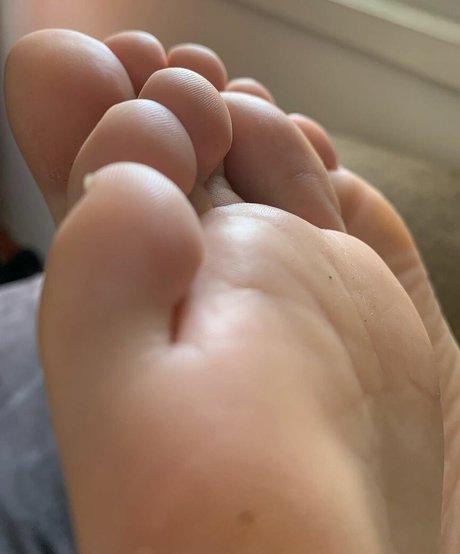 pallomalovely modelo exclusivo galerías