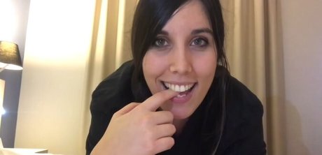 Leina Sex estrella porno bonita archivo