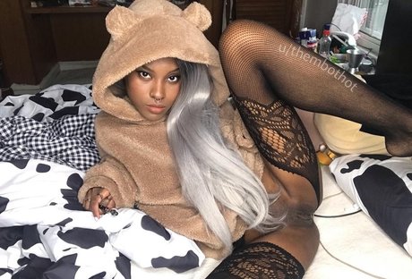 Bitesizedbrat star adult photo