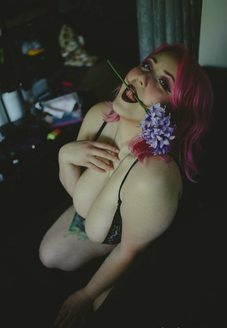 Valerie wagg haut modèle photos