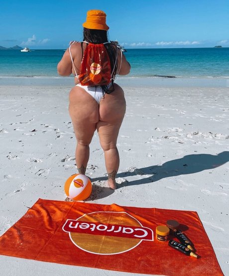 Antonia Waerea Adams actrice adulte des photos