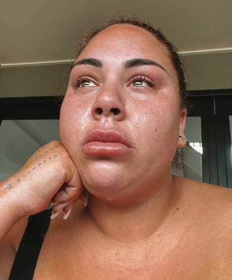 Antonia Waerea Adams étoile xxx archive