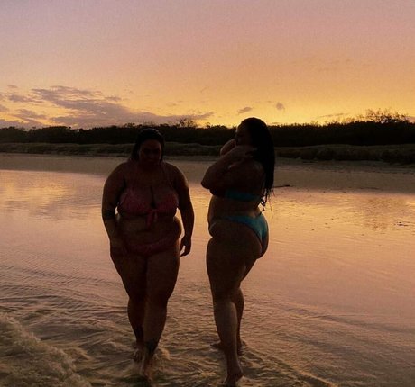 Antonia Waerea Adams actriz exclusiva fotos