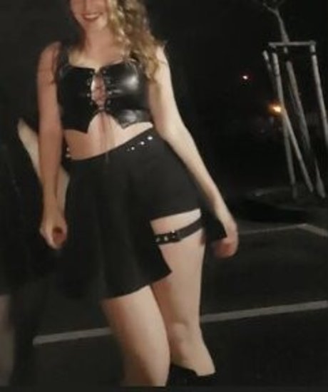 Alena Maier estrella de alta calidad galerías