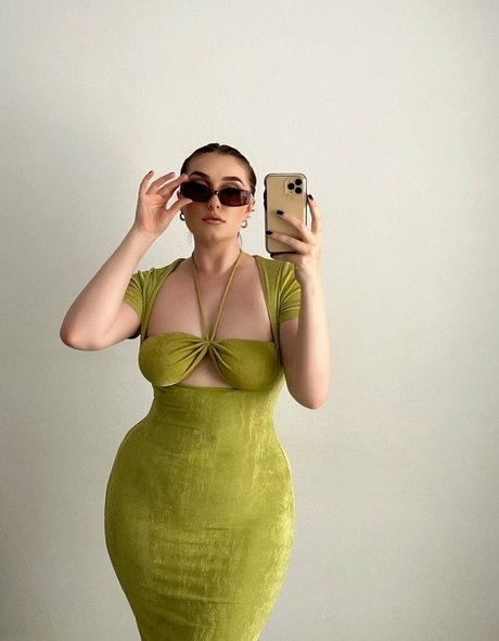 Sammie Warren Miniature