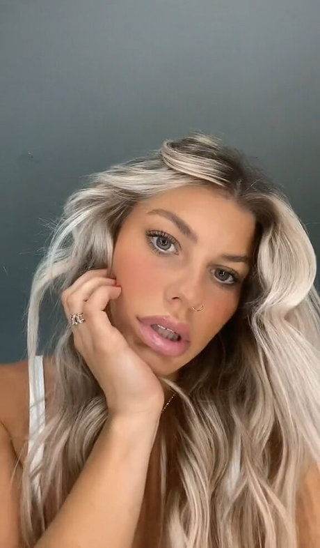 kyliefoland estrella porno caliente archivo