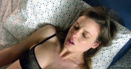 Gillian Jacobs high quality actress photos
