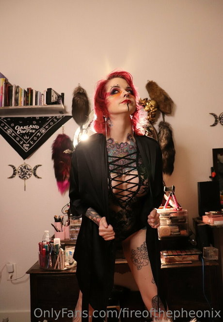 fireofthepheonix xxx actress photos
