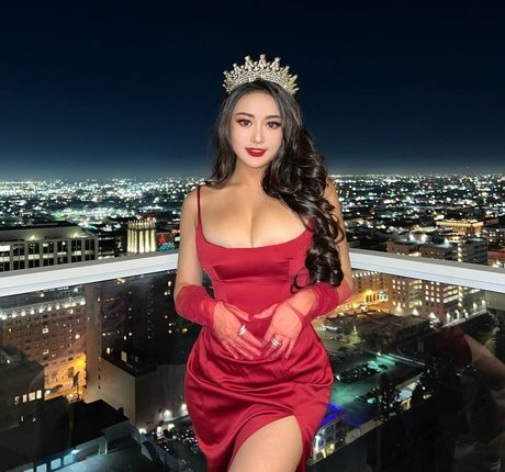 Rebecca Liu hermosa actriz galerías