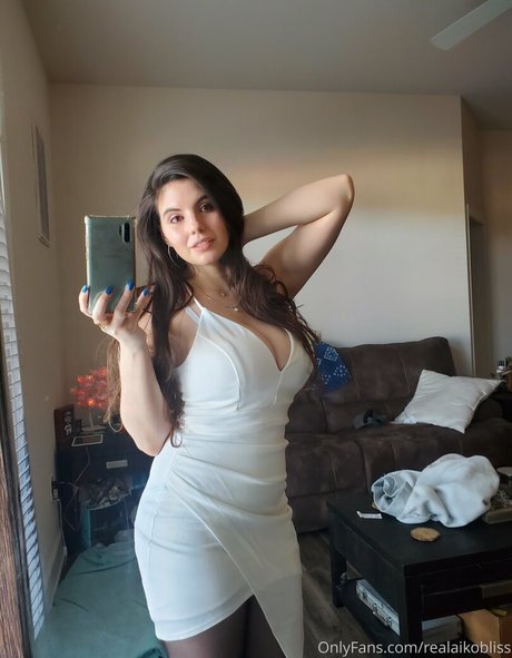 realaikobliss modèle sexy galeries