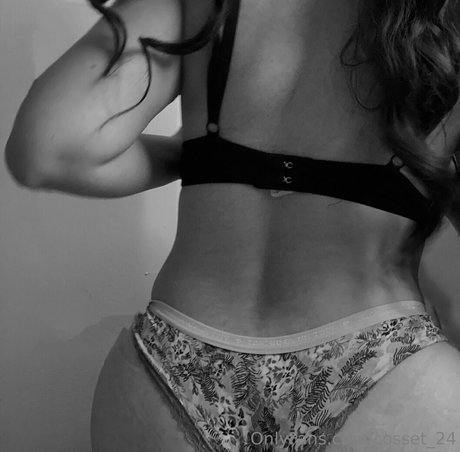 cosset 24 model exclusive galleries